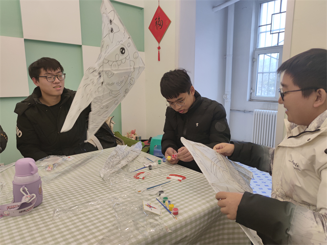 【书院直击·导师篇】制作风筝,收获快乐——马杰导师团队主题活动
