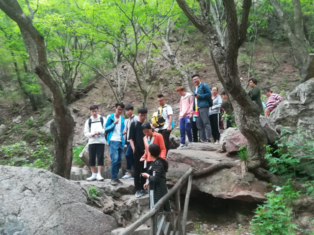 【户外拓展·导师篇】绵山大好 磨练意志正当时——记0638太阳集团官网导师团队户外拓展活动