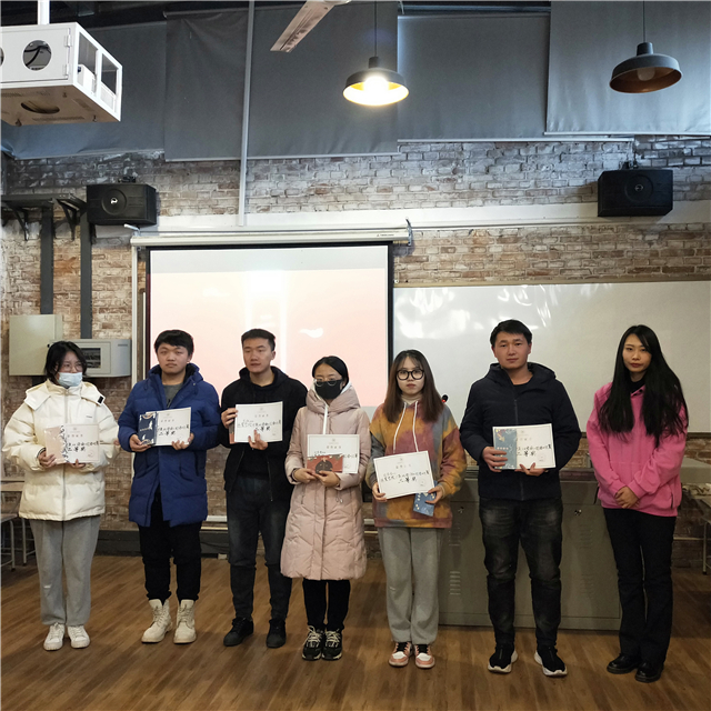 【传统文化·融合篇】以经典为伴 与圣贤同行——0638太阳集团官网传统文化月系列活动之中英双语诵《论语》比赛成功举办