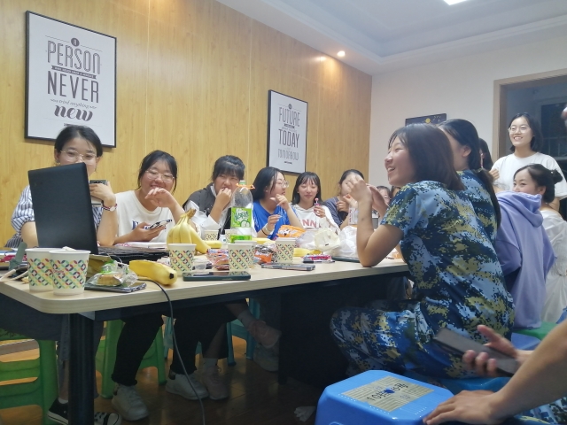 【书院直击·导师篇】撷英赏明月,生生不止情——李玮莉导师团队首次见面会