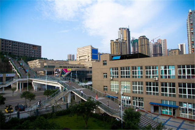 【两校交流·学子篇】山城印象 我的交换生活(一)