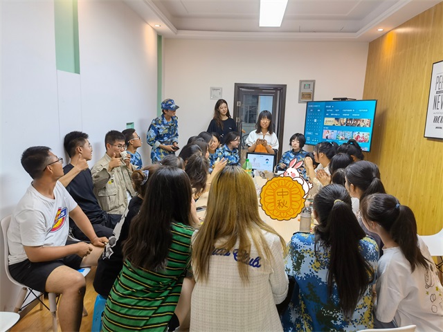 【书院直击·导师篇】撷英赏明月,生生不止情——李玮莉导师团队首次见面会