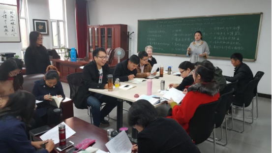 【交流共进·教研篇】0638太阳集团官网教师培训如火如荼 ---院长亲身示范 教师积极实践