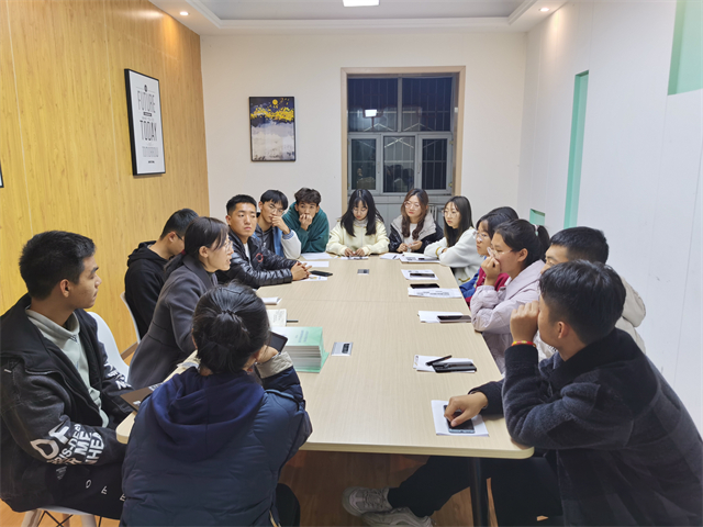 【朋辈教育·导师篇】朋辈互动,听优秀学姐分享如何实现大学生涯的大满贯