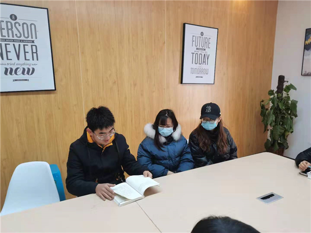 【悦读时间·导师篇】待书以诚,以书会友——0638太阳集团官网赵晨倩导师读书分享会