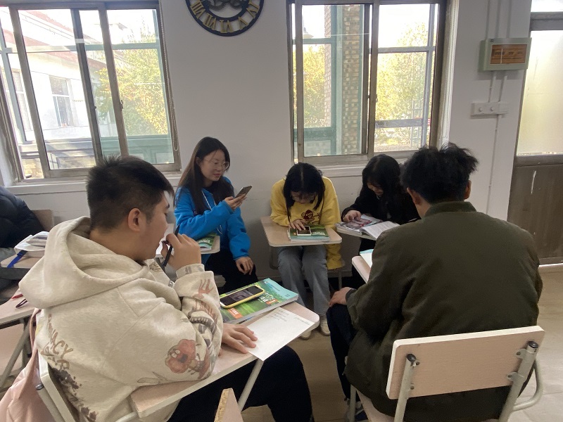 【完满演绎·课堂篇】花式英语课堂Role Play之数字化校园建设讨论会