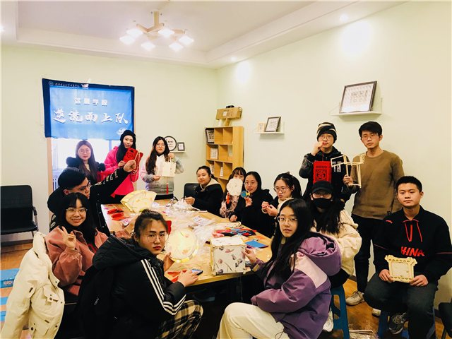 【传统文化·融合篇】拥抱传统文化,传播文化自信——葛乔老师导师团队“传统文化月”完满活动之“传统手工艺作坊”