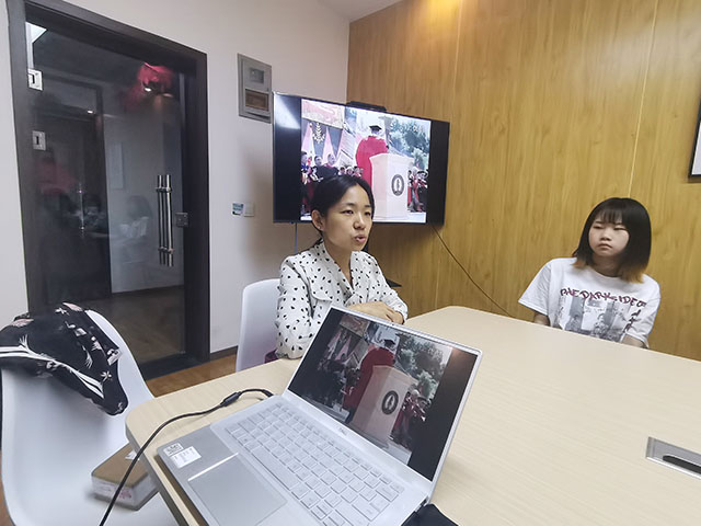 【大咖阅读·导师篇】以书会友——走进传奇人物史蒂夫·乔布斯
