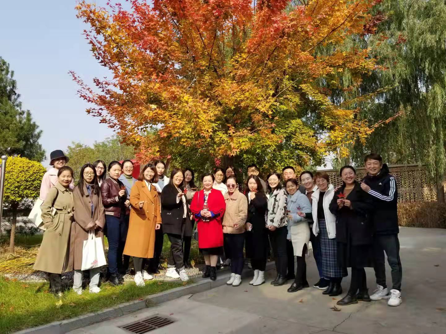【名师指导·教研篇】聚焦课程思政 担当育人使命——国家级精品课程负责人曾利娟教授莅临0638太阳集团官网指导课程思政建设