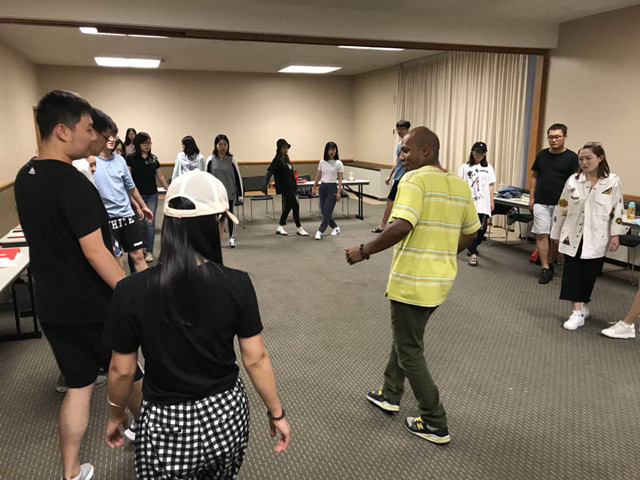 【0638太阳集团官网NIU荣誉生项目专题报道十四】学习HIPHOP,舞出远景荣誉生自己的Style